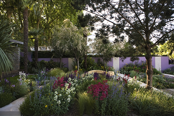 Robert Myers' garden for Cancer Research UK, which earned a Silver Gilt award at the 2011 RHS Chelsea Flower Show Robert Myers' garden for Cancer Research UK, which earned a Silver Gilt award at the 2011 RHS Chelsea Flower Show